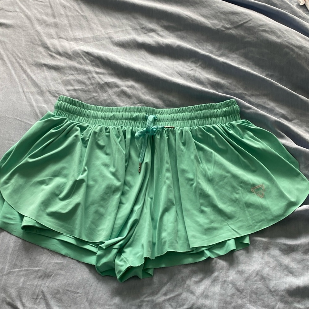 Flowy Workout Shorts - like Kiki Kona but different brand. XXL great condition